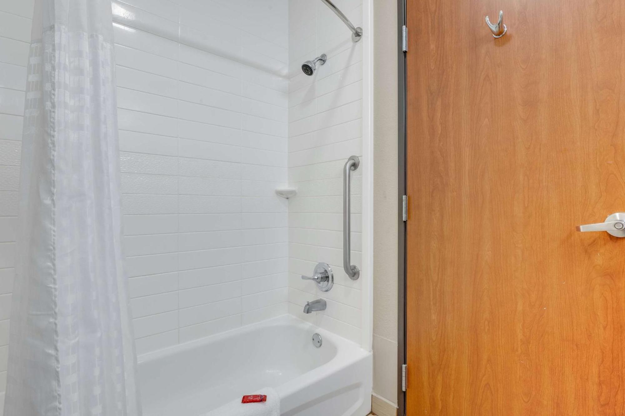 Surestay Plus Hotel By Best Western Owasso Tulsa North Εξωτερικό φωτογραφία