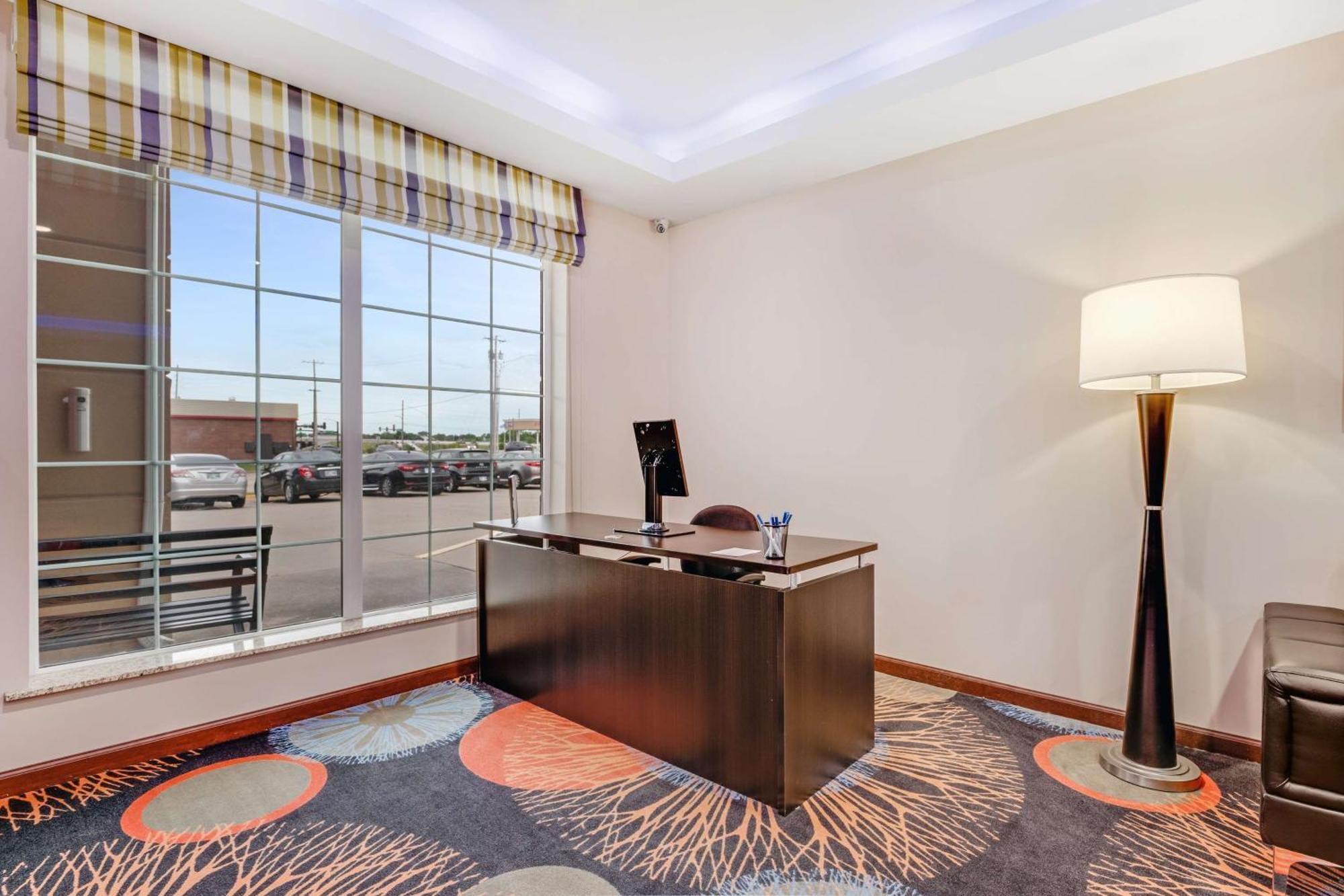 Surestay Plus Hotel By Best Western Owasso Tulsa North Εξωτερικό φωτογραφία